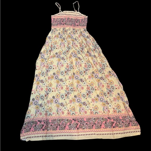 Cupshe Women's Summer Floral
Sleeveless Smocked Spaghetti Strap nwt sz medium - Picture 2 of 2